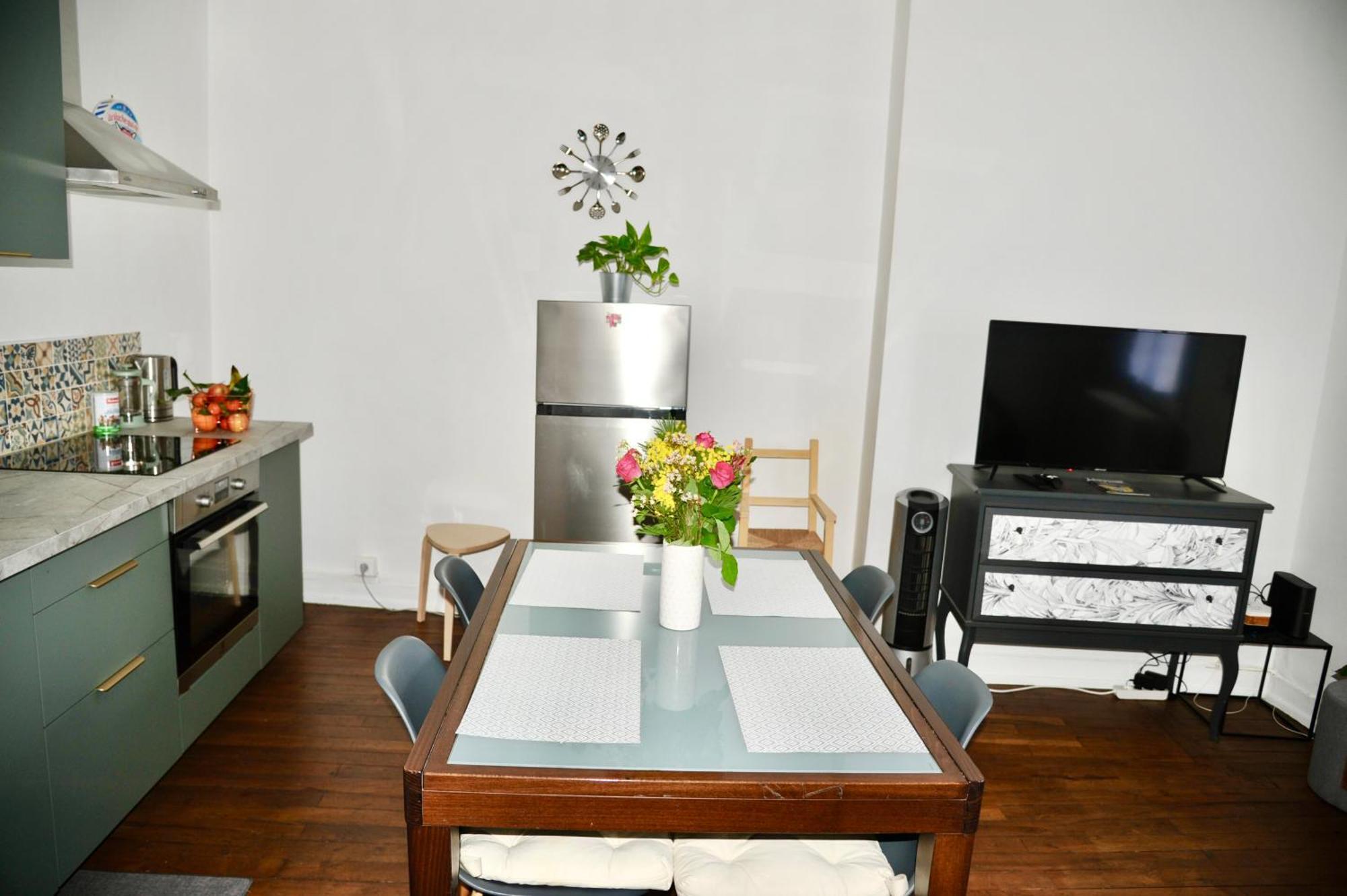Ferienwohnung *Cocooning Family* Tours Exterior foto
